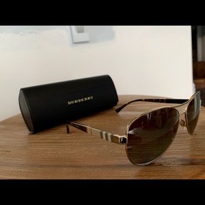 Burberry Aviators